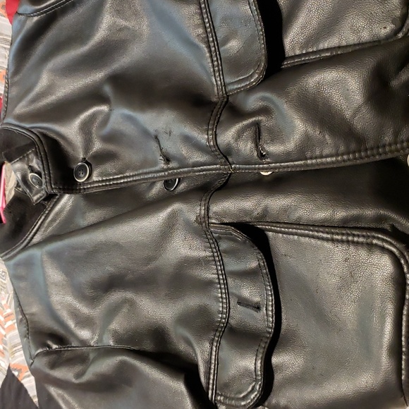 Alta Moda Ladies Leather Jacket - Picture 3 of 8